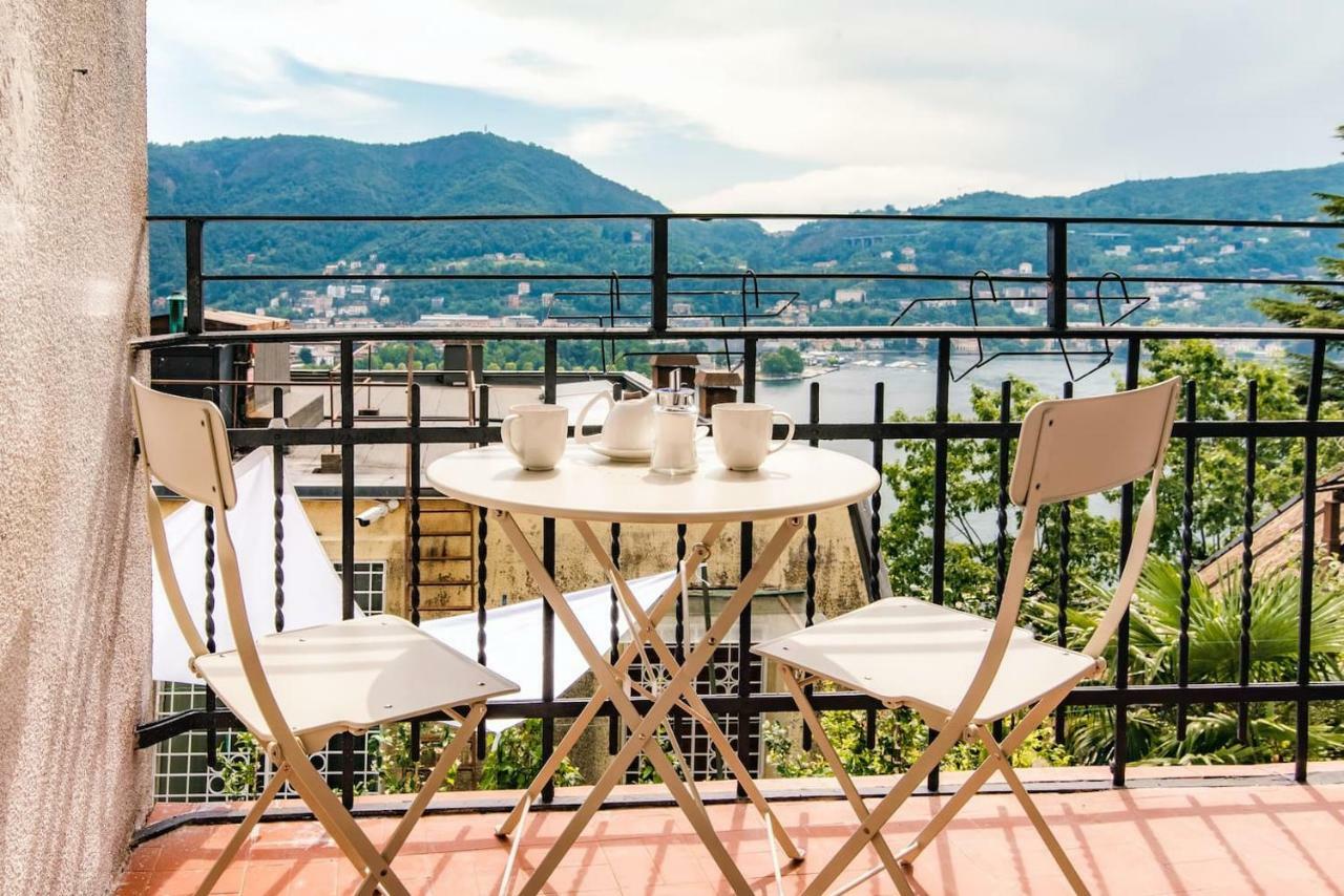 Maison Peltrera Côme Esterno foto